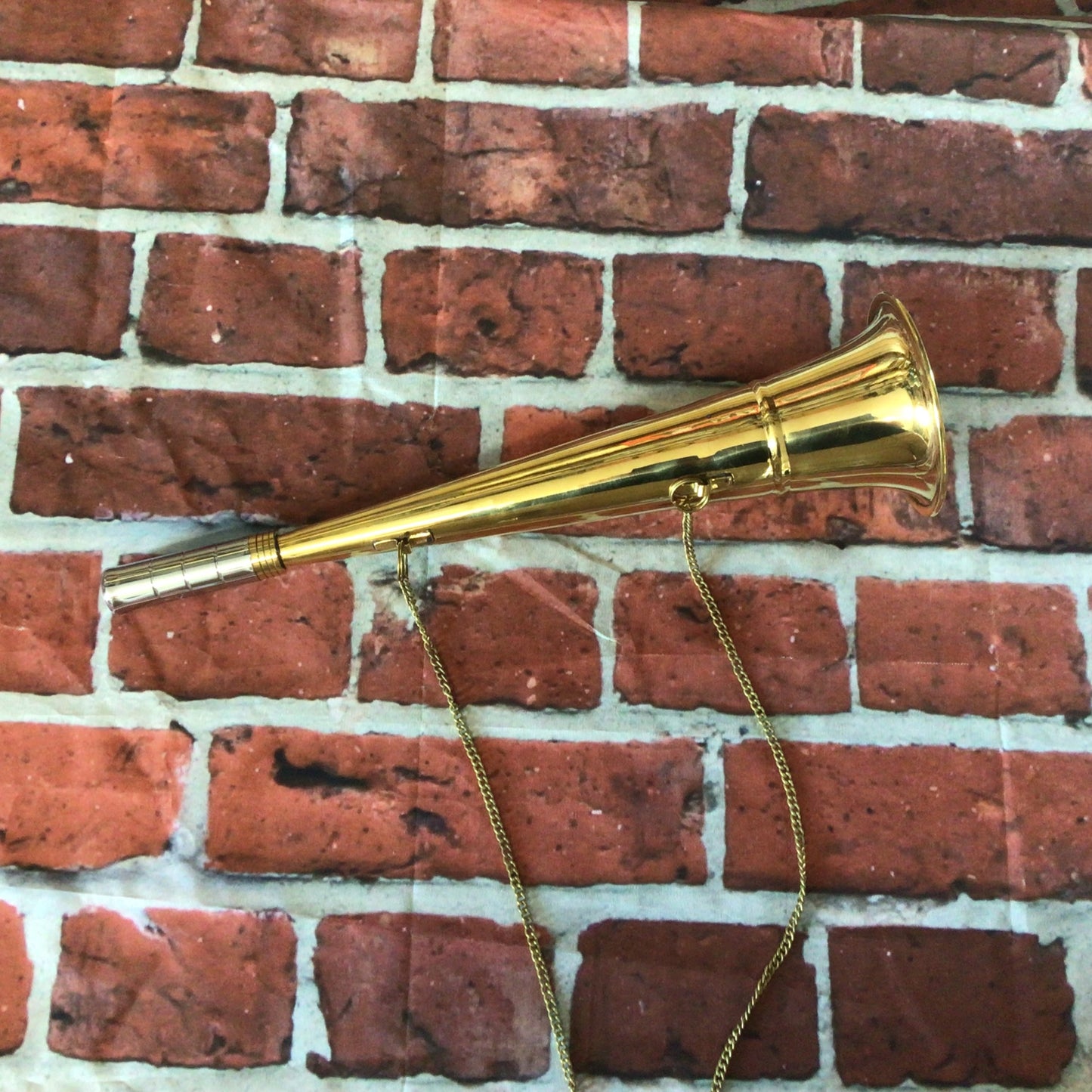 13.5 Fog Horn w/ Chrome Reed